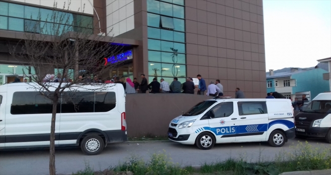 Karsta silahlı kavga: 5 yaralı
