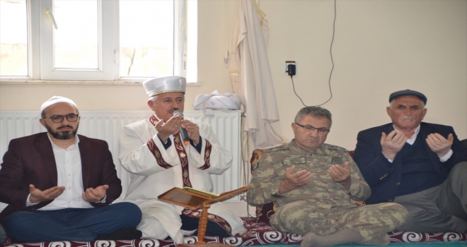 İkiyakada şehit edilen 28 kişi için mevlit okutuldu