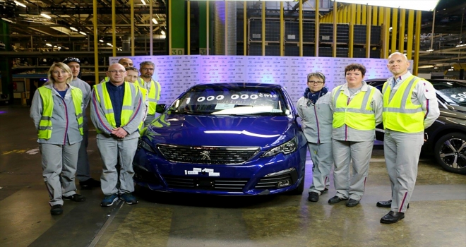 Peugeot 308in 1 milyonuncu üretimi kutlandı