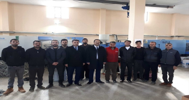 Hakkaride istihdam garantili kurs açıldı