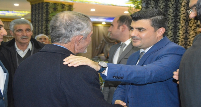 Eleşkirt Kaymakamı Sarı, muhtarlarla buluştu