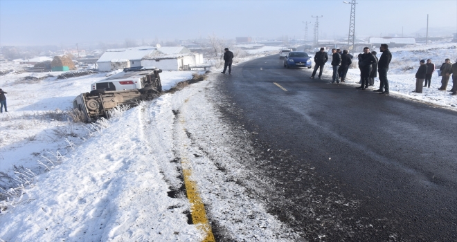Kars ve Ardahanda buzlanma kazalara neden oldu