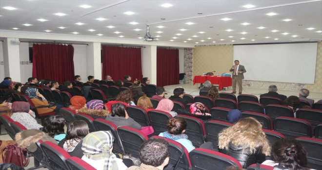 Ağrıda 2023 Yılı Türkiye Eğitim Vizyon Belgesi konferansı