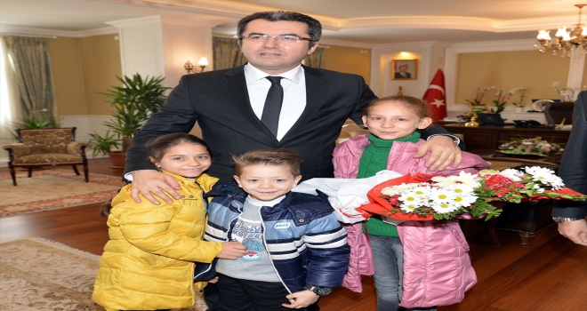 Vali Memişe ziyaretler