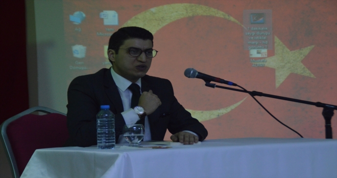 Türkiyenin Gençlik Politikaları konferansı verildi