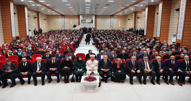 Sigaranın haram olduğunu milletimize anlatmalıyız