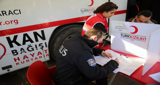 Polislerden kan bağışına destek