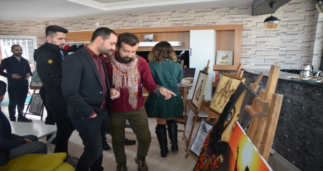 Yüksekovada kadın temalı fotoğraf ve resim yarışması