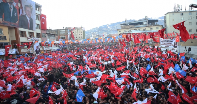 AK Partinin Hakkari mitingi