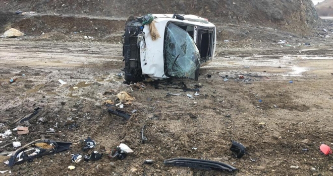 Erzincanda trafik kazası: 4 yaralı
