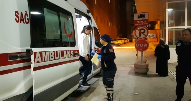 Erzincanda öğrenci yurdunda zehirlenme şüphesi