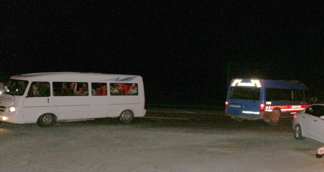 Iğdırda düzensiz göçmenler taşkınlık çıkardı