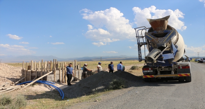 Kurak iklimli Iğdır, Ünlendi Barajı ile hayat buluyor