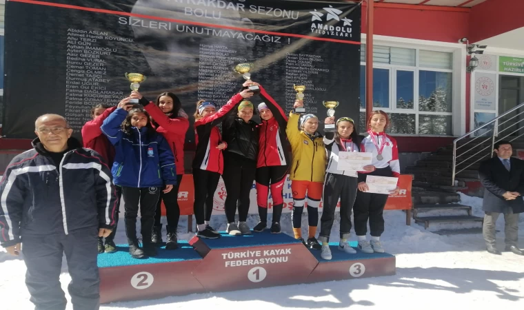 Kayaklı Koşu Türkiye Şampiyonasında ikinci ve üçüncüyüz