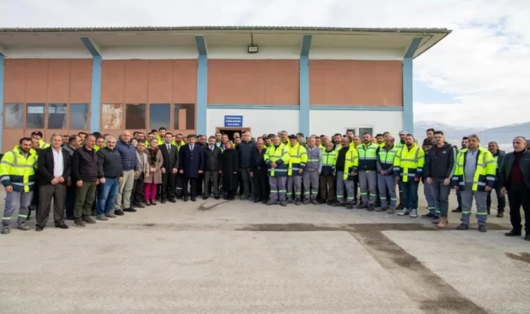 Park ve Bahçeler Müdürlüğü sezona hazırlanıyor