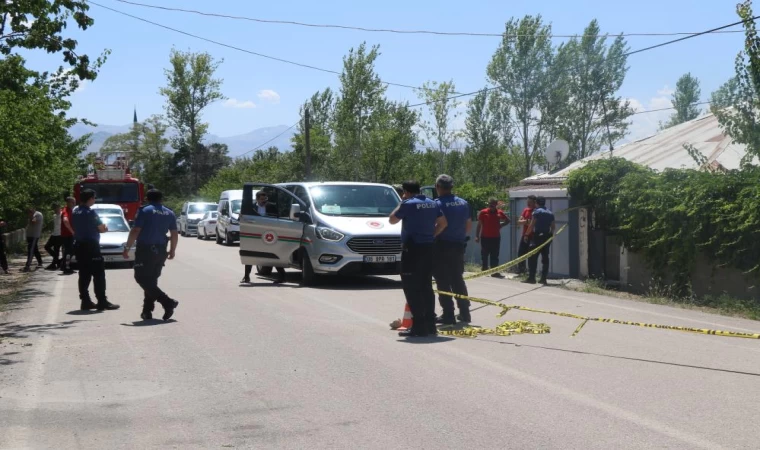 Komşuların tartışması cinayetle bitti