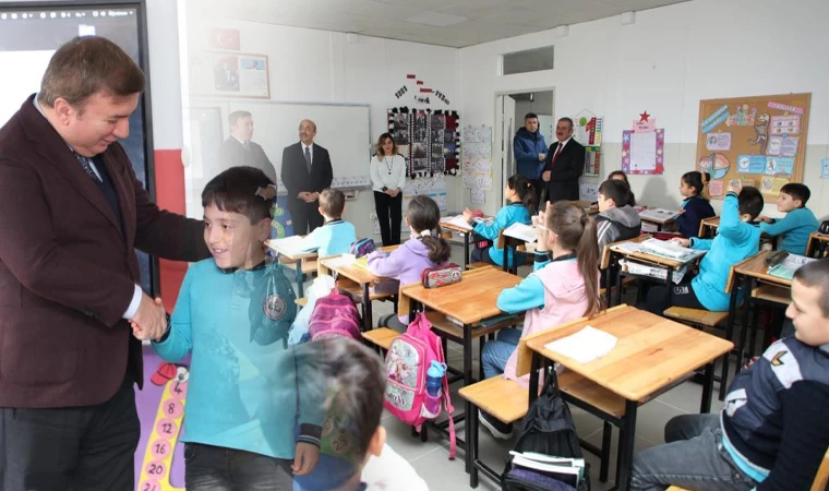 “Valiyi okulumuza getireceğim” dedi ve...