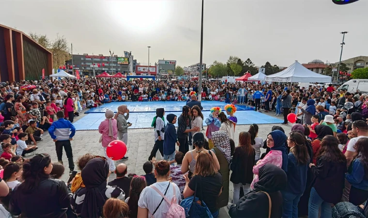 Çocuk Şenliği'ne Yoğun İlgi