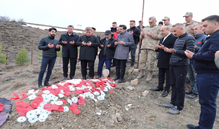 Vali Aydoğdu’dan şehit ailesine ziyaret