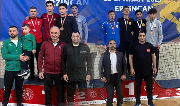 Güreşçilerimiz Türkiye Finallerine Katılma Hakkı Kazandı