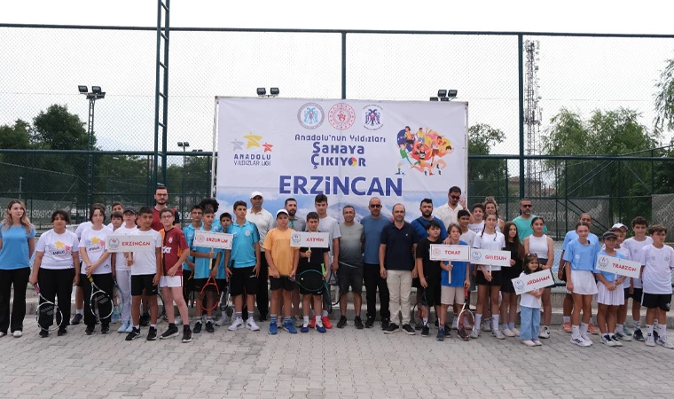 Erzincan'da Analig Tenis heyecanı başladı