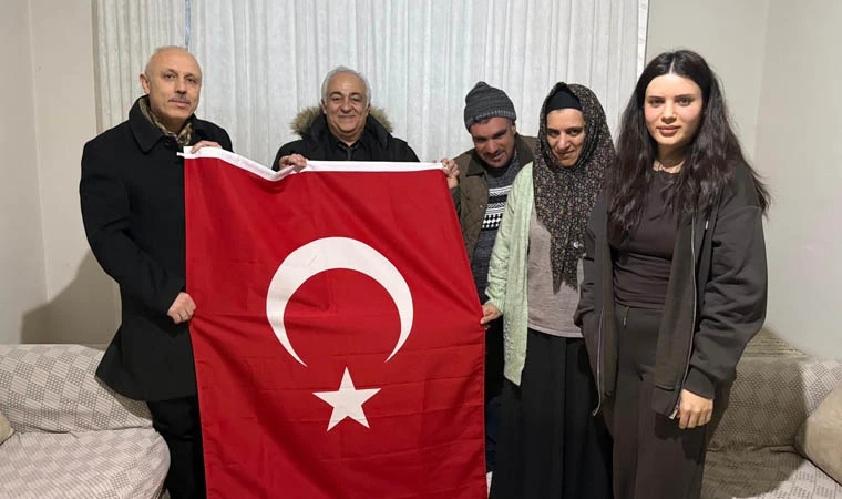 Fedakârlığın Sessiz Kahramanı Çilem'in Hayat Mücadelesi