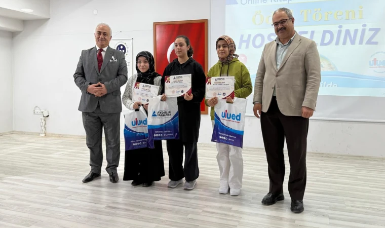 “4. Aydınlık Yarınlara” Kitap Okuma Yarışması Ödül Töreni Düzenlendi