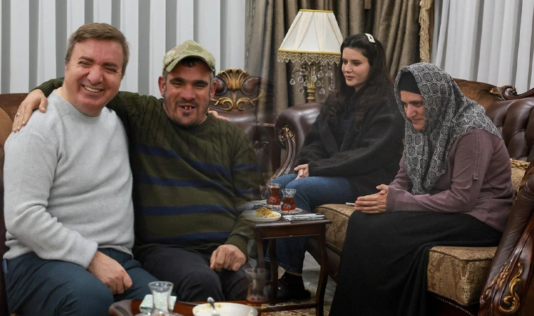 Hamza Aydoğdu Örnek Aileyi Valilik Konutu’nda Ağırladı