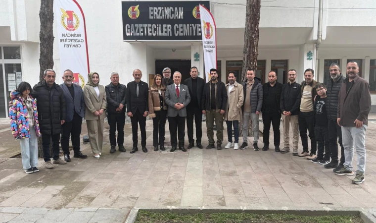 Erzincan Gazeteciler Cemiyeti’nde Bayramlaşma Programı Düzenlendi