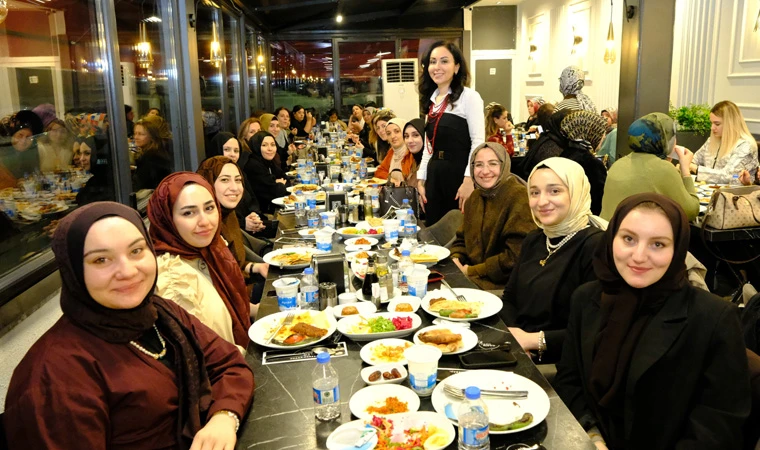 Kadın Girişimciler, 8 Mart Dünya Kadınlar Günü’nde İftarda Buluştu