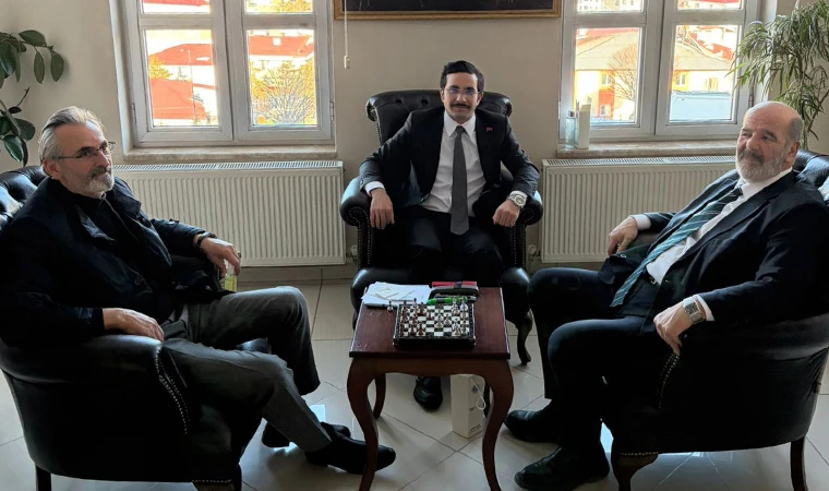 Süleyman Tan Refahiye’de Esnaf ve Vatandaşlarla Buluştu