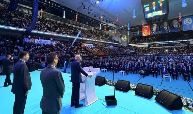 Ankara’daki Büyük Kurultaya Erzincan Ülkü Ocaklarıda Katıldı