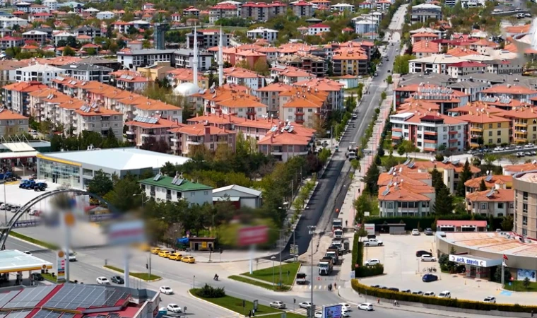 Erzincan Belediyesi’nden Ergenekon Mahallesi’nde Yol Yenileme Çalışması