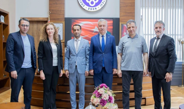 Kıtalararası Turizm Yönetimi Kongresi Ekibinden Rektör Levent’e Ziyaret