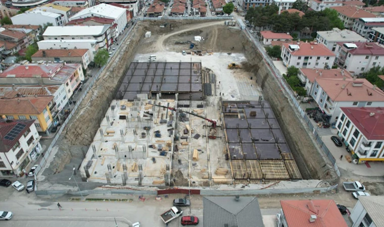 Merkez Çarşısı Projesinde Çalışmalar Aralıksız Sürüyor
