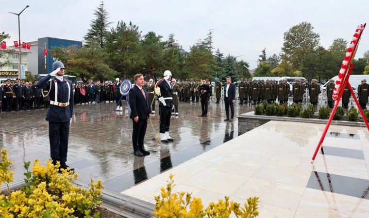 29 Ekim Cumhuriyet Bayramı Çelenk Sunma Töreni Düzenlendi