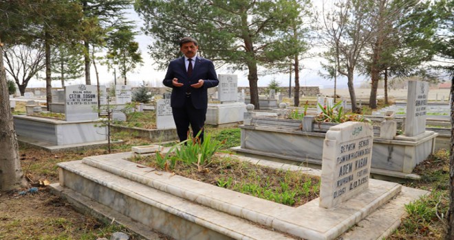 DEPREM ŞEHİTLERİNE YALNIZ ZİYARET