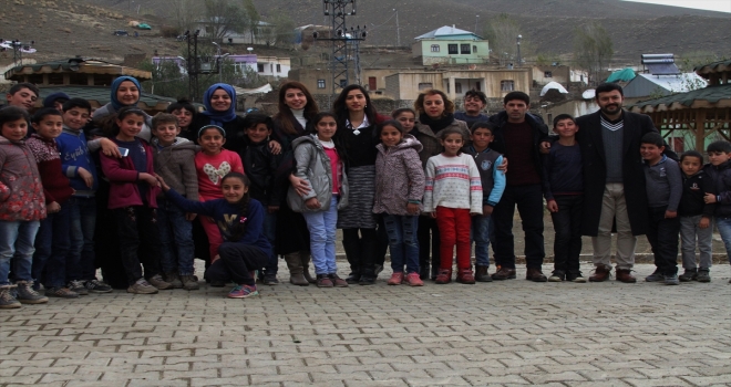 Sarayın fedakar öğretmenleri