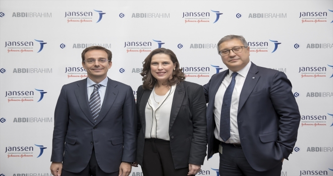 Janssen, Abdi İbrahim ile güçlerini birleştirdi