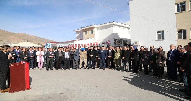 Başkalede diyaliz merkezi ve acil servisi hizmete açıldı