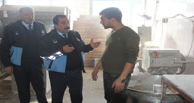 Başkalede zabıtadan fırıncılara teşekkür 