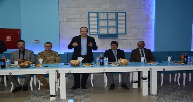 Patnos Kaymakamı Altay, muhtarlarla buluştu 