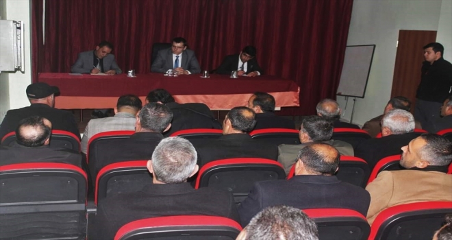 Kaymakam Aydın, mahalle muhtarlarıyla buluştu