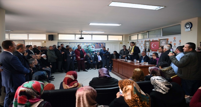 Başkan Asya, partililerle bir araya geldi