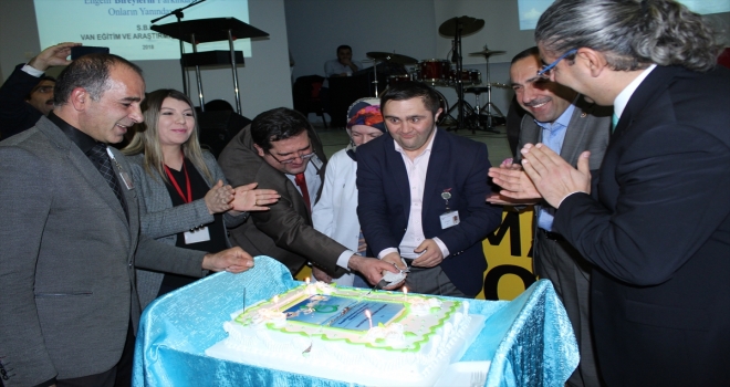 Hastanede engelli personel için eğlence düzenlendi