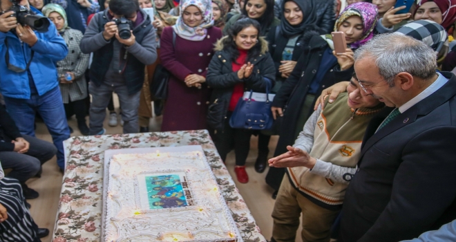 Tatvanda köy yolları yenileniyor