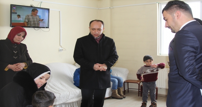 Kaymakam Solaktan engelli çocuklara ziyaret