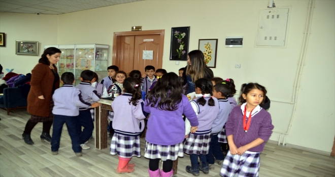 Bulanıkta çocuklar ilk kez sinema izledi