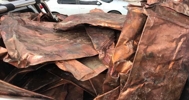 Elazığda asırlık çeşmenin kurşun ve bakırlarını çalan hırsız yakalandı