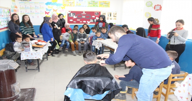 Gönüllülerden anlamlı ziyaret